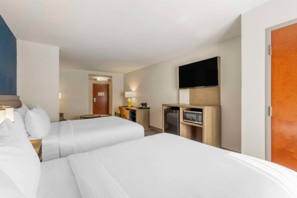 Comfort Suites Columbia Northeast - Fort Jackson image 19