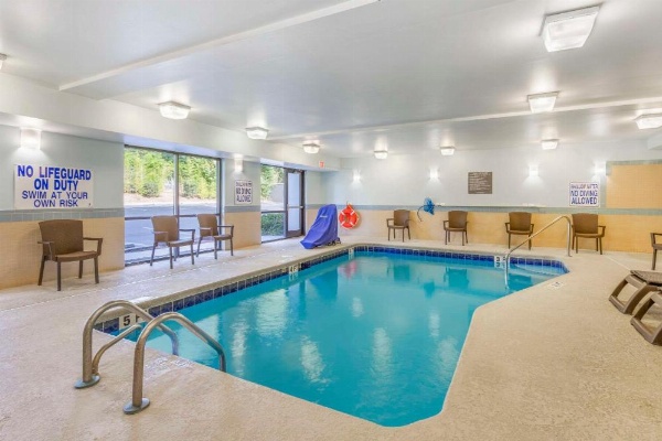 Comfort Suites Columbia Northeast - Fort Jackson image 29